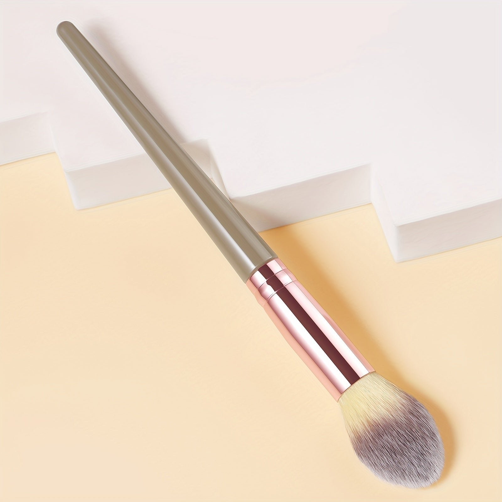 Premium Flame Design Highlighter Brush: Soft, Angled, Ideal for Daily and Professional Makeup - Image 8