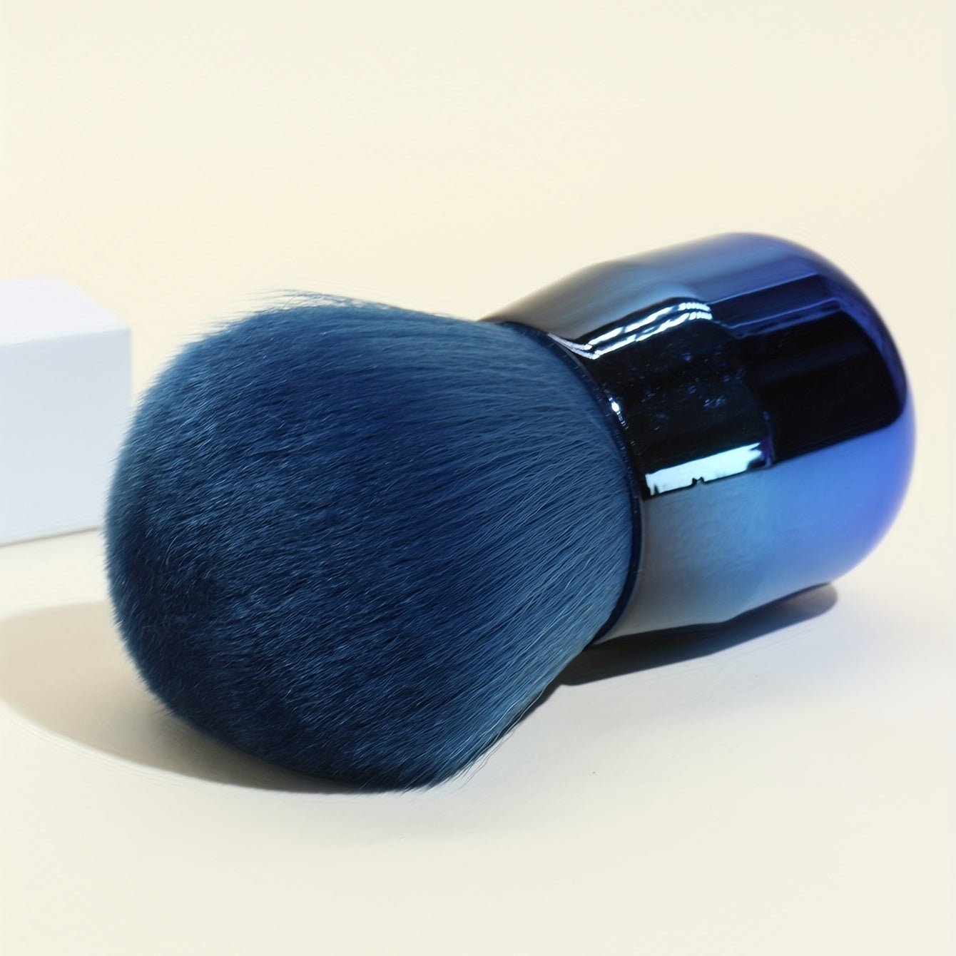 Large Soft Oval Nylon Bristle Brush — Fluffy Design for Loose Powder, Blush & Bronzer - Image 2