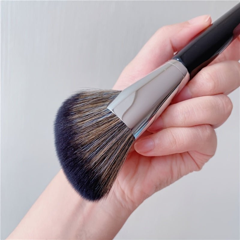 Fan-Shaped Face Contour Brush Set — Soft Nylon Bristles for Powder, Blush, Highlighter & Bronzer - Image 2